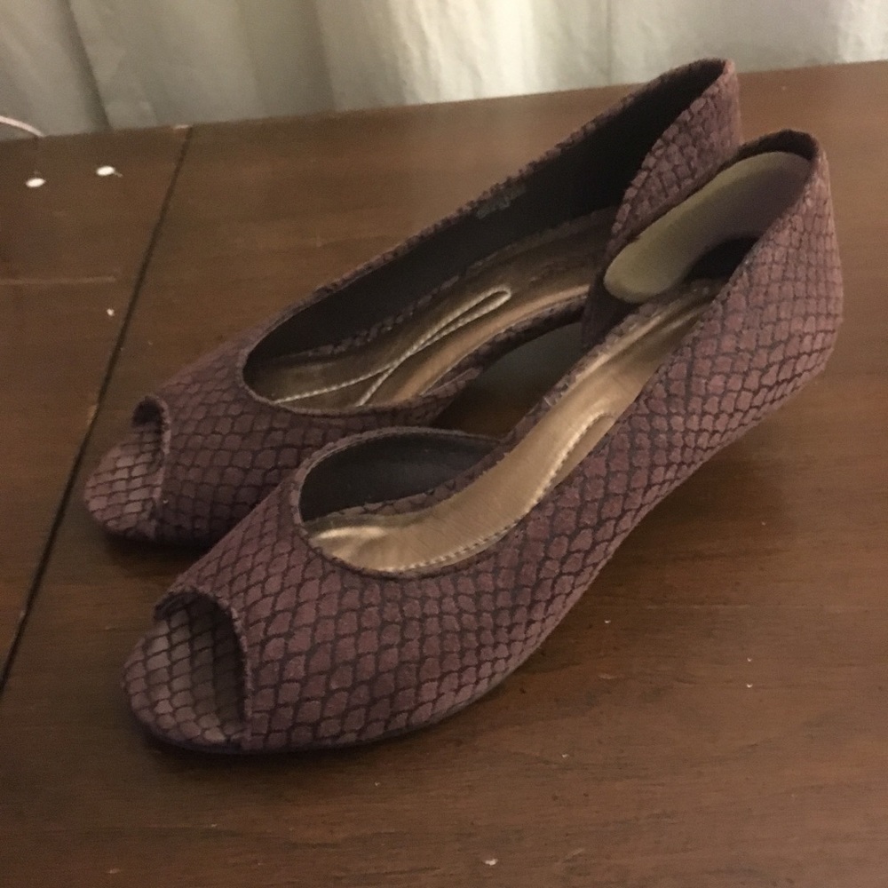 Matisse wedges size 7
